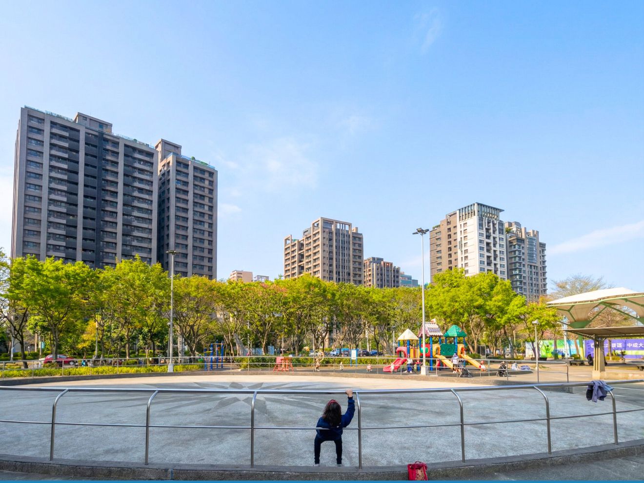 【塭仔底濕地公園】住在新莊副都心生活圈是什麼感覺?解析:交通、機能、發展與居住評估