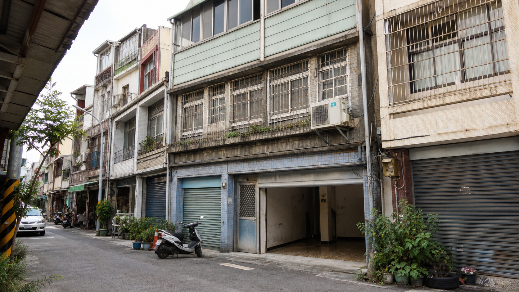 台南老屋店面透天門前三米多巷道影響買方貸款